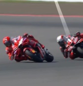 MOTOGP – O motivo do acidente entre Marquez e Bezzecchi